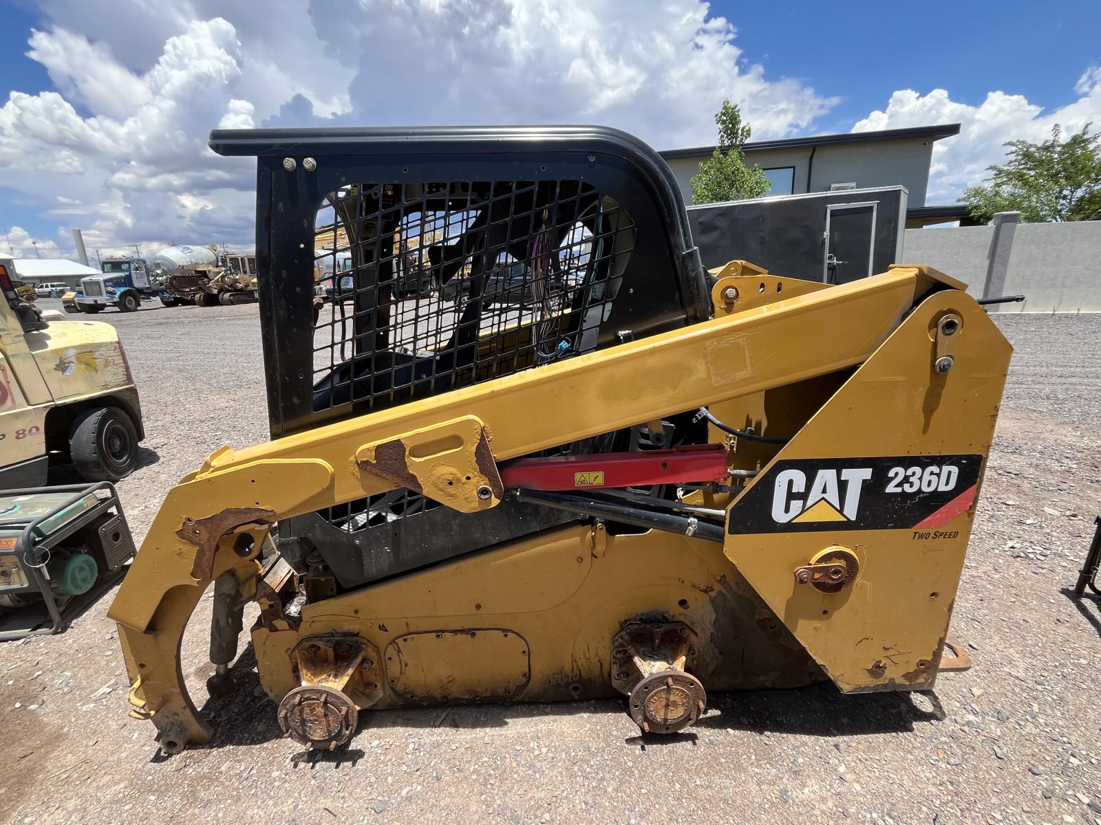 CATERPILLAR 236D